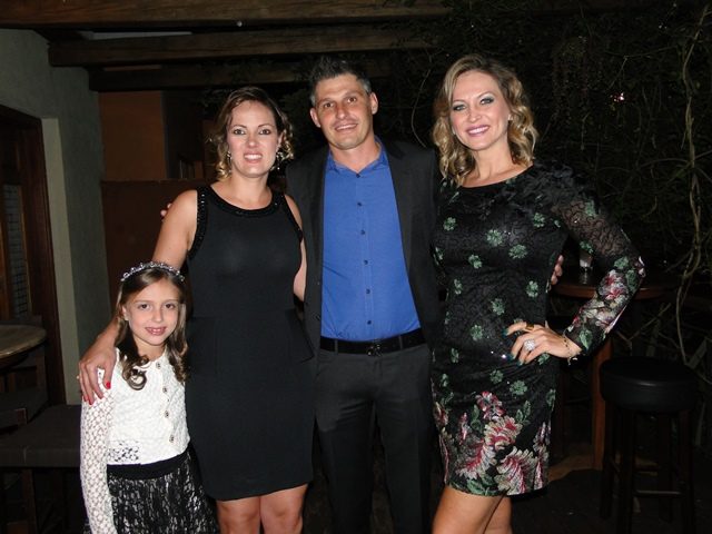 Lavinia, Rita, Érico Garbuio e Adriana Colin

Fotos:Amaro