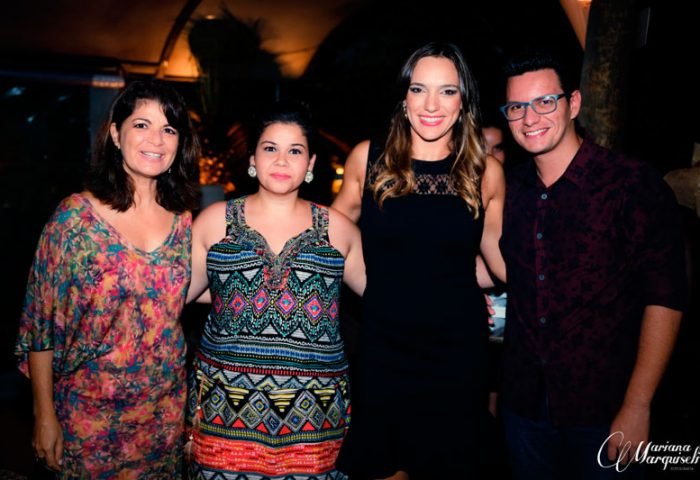 Carolina e Equipe BRASIL POST