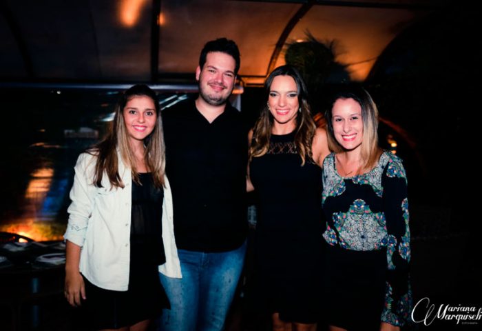 Carolina e sua equipe