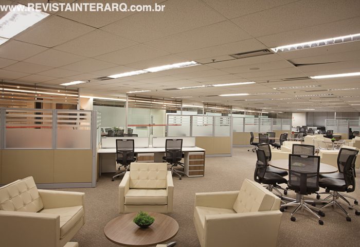Neste projeto de remodelação, os arquitetos se inspiraram nas linhas do arado da agricultura para compor os espaços - Revista InterArq | Arquitetura, Decoração, Design, Paisagismo e Lifestyle