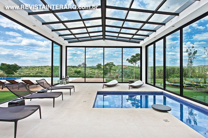 A piscina aquecida é perfeita para o relaxamento