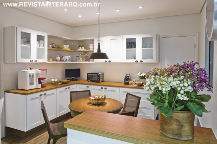 Cozinha assinada por Jader Almeida