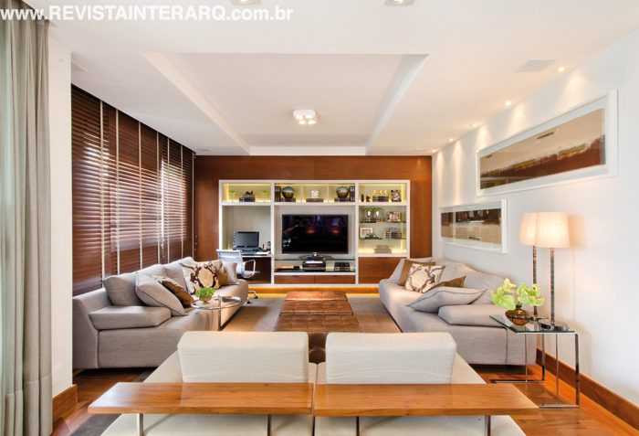 Norteado pela elegância da cliente, este projeto de Pedro Garcia Lopes ganhou um layout que promove a integração da área social - Revista InterArq | Arquitetura, Decoração, Design, Paisagismo e Lifestyle