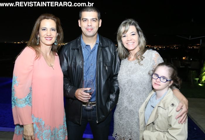 Isabel Veiga, Marcio Zaidan, Cristina Veiga e  Mariana Veiga