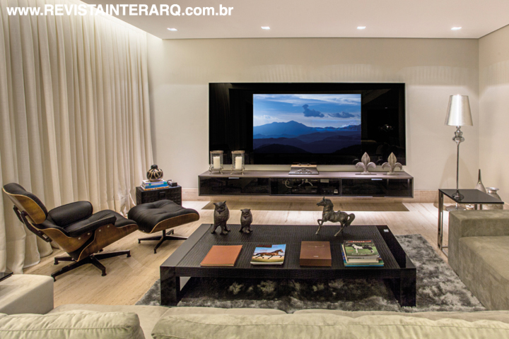 Os tons neutros e sóbrios imprimiram uma atmosfera leve e sofisticada nos ambientes sociais.