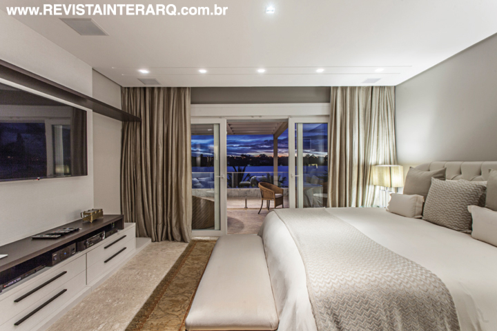 As cortinas blackout e o enxoval são da Zuhause Dekor