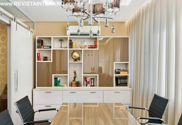 Neste escritório de advocacia, o projeto de interiores foi refletir, ao mesmo tempo, elegância e profissionalismo - Revista InterArq | Arquitetura, Decoração, Design, Paisagismo e Lifestyle