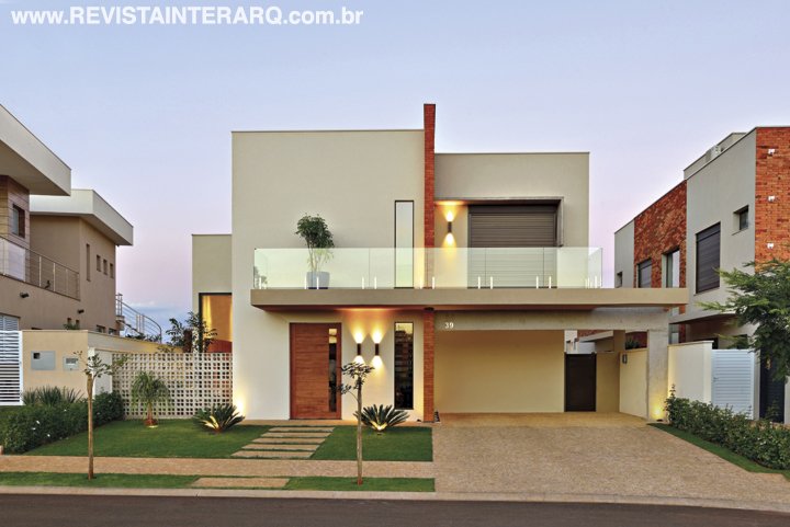 Este projeto revela uma arquitetura limpa, funcional e sem excessos - Revista InterArq | Arquitetura, Decoração, Design, Paisagismo e Lifestyle