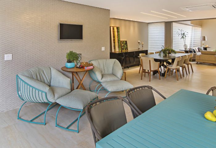 A personalidade clean e acolhedora deste projeto interiores é resultado do cuidado com cada detalhe - Revista InterArq | Arquitetura, Decoração, Design, Paisagismo e Lifestyle