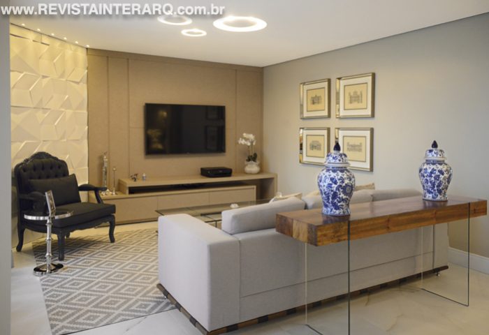Para atualizar este apartamento, a profissional criou um projeto de interiores imune aos modismos - Revista InterArq | Arquitetura, Decoração, Design, Paisagismo e Lifestyle