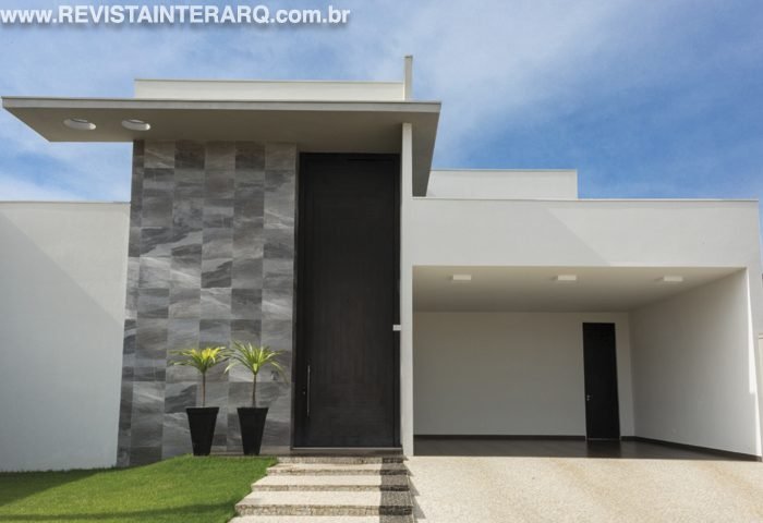 Linhas retas e materiais modernos em tons de cinza compõem este projeto feito para um jovem casal - Revista InterArq | Arquitetura, Decoração, Design, Paisagismo e Lifestyle