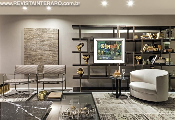 O living da Mostra Artefacto foi uma homenagem a designer de joias Silvia Badra - Revista InterArq | Arquitetura, Decoração, Design, Paisagismo e Lifestyle