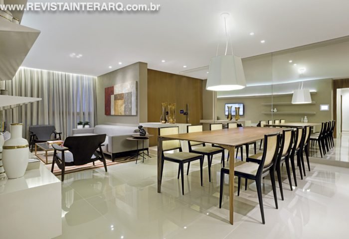 Conforto e descontração foram a premissa do projeto de interiores do apartamento e da área comum do empreendimento - Revista InterArq | Arquitetura, Decoração, Design, Paisagismo e Lifestyle