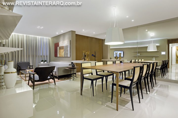 Conforto e descontração foram a premissa do projeto de interiores do apartamento e da área comum do empreendimento - Revista InterArq | Arquitetura, Decoração, Design, Paisagismo e Lifestyle
