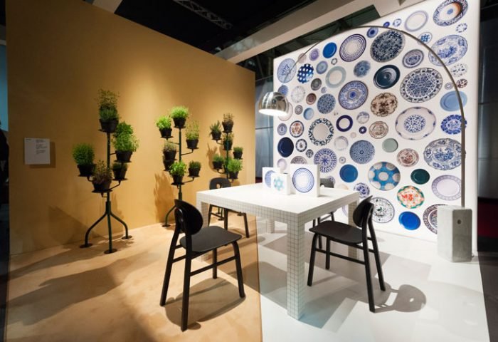 Entre os dias 17 e 22 de abril, com a participação de mais de 2000 expositores, acontece a 57ª edição do Salão de Móvel de Milão, a mais prestigiada feira de design do mundo. O evento na cidade italiana existe desde 1961 e ocorre no Centro de Exposições de Rho, um espaço com cerca de 210 mil m². foto: LUCIANO-PASCAL