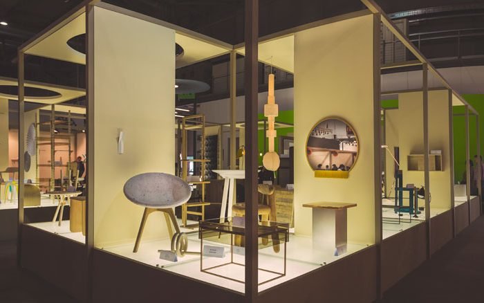 Com a participação de 650 jovens talentos, o SaloneSatellite 2018 mescla experimentação, natureza e a força da matéria para surpreender e incitar. J