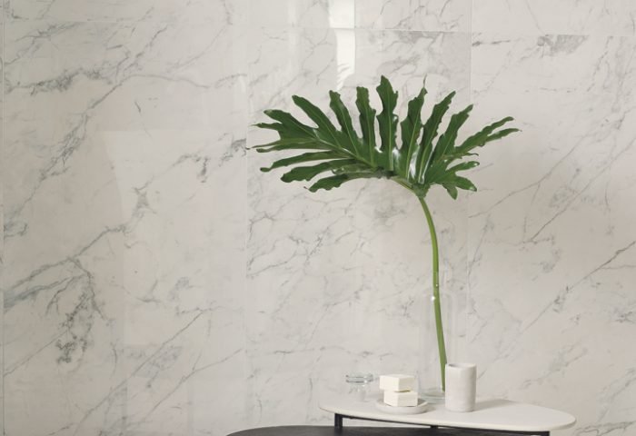 Entre as novidades apresentadas pela Villagres está a linha Etruscan, que traz porcelanatos de medidas generosas, que remetem ao mármore em tons acinzentados. As peças podem ser usadas tanto para revestir pisos e paredes, quanto para compor bancadas e outras peças.

Onde encontrar: 
Casa dos Construtores 
17 3215.9000 