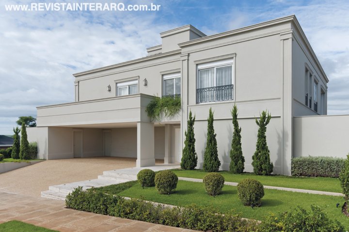 A proposta para este projeto foi criar uma casa sofisticada que estimulasse o convívio entre família e amigos - Revista InterArq | Arquitetura, Decoração, Design, Paisagismo e Lifestyle