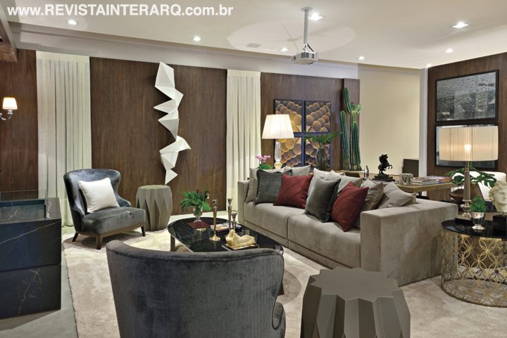 O design de interiores deste living foi pensado para unir tecnologia, sofisticação e aconchego - Revista InterArq | Arquitetura, Decoração, Design, Paisagismo e Lifestyle