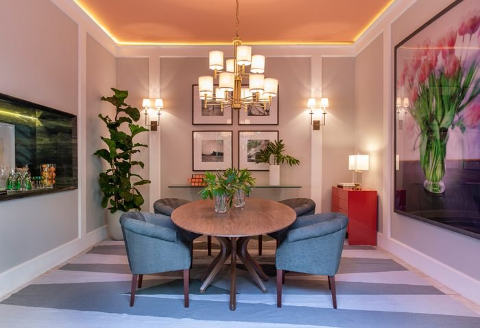 SALA DE JANTAR 
DULCE DE FIGUEIREDO FERRAZ E THÁCIA BALBÃO