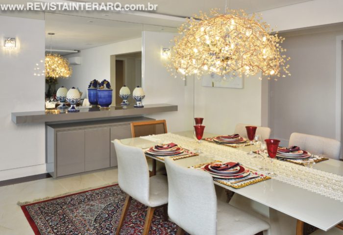 Ambientes cheios de personalidade, elegância e praticidade para um casal que alterna a sua rotina entre Brasil e Estados Unidos - Revista InterArq | Arquitetura, Decoração, Design, Paisagismo e Lifestyle