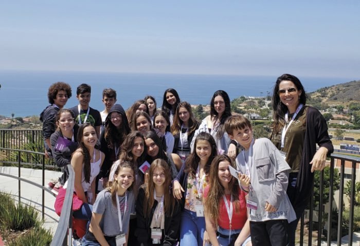 Grupos de jovens da região de São José do Rio Preto passando três semanas em Malibu, na Califórnia, EUA.