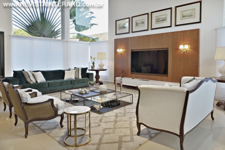 Esta casa revela pequenos luxos entremeando o décor leve e elegante - Revista InterArq | Arquitetura, Decoração, Design, Paisagismo e Lifestyle
