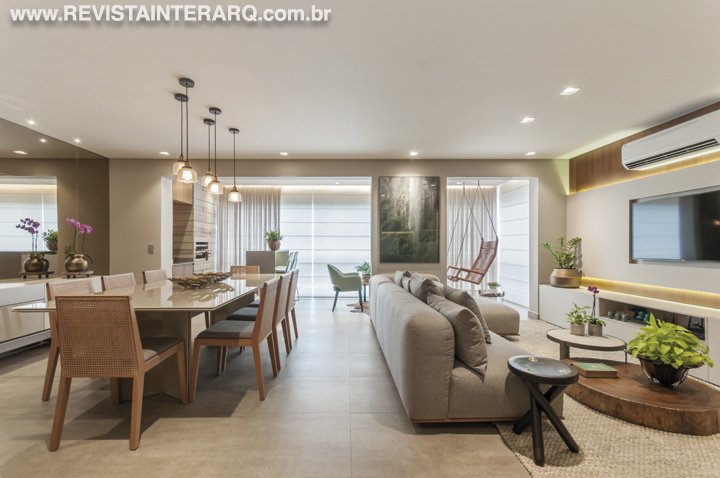 Após uma minuciosa reforma, este apartamento ganhou visual amplo e receptivo - Revista InterArq | Arquitetura, Decoração, Design, Paisagismo e Lifestyle