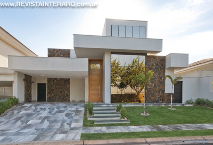 Inspire-se com os projetos de fachadas do escritório dos arquitetos Germana Zanetti e Leandro Madi - Revista InterArq | Arquitetura, Decoração, Design, Paisagismo e Lifestyle