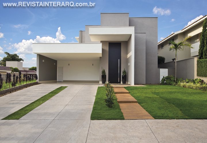 Visando o bem-estar, este projeto ganhou uma ampla área de lazer - Revista InterArq | Arquitetura, Decoração, Design, Paisagismo e Lifestyle