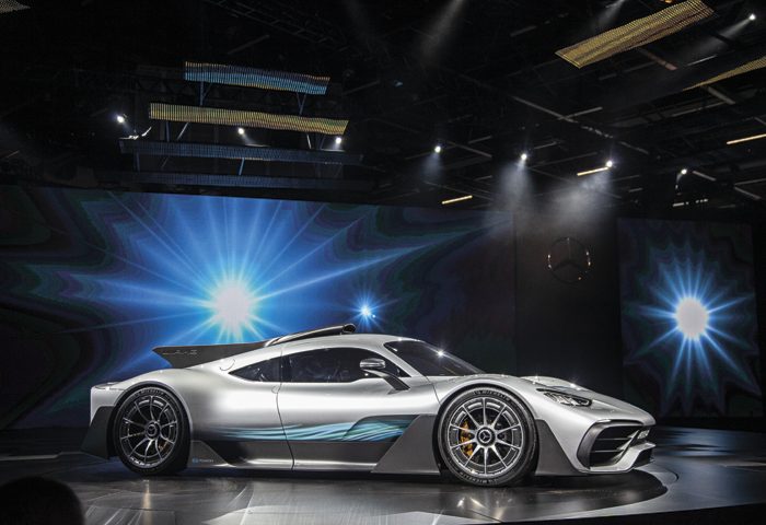A capital paulista foi palco de um dos maiores motorshows do mundo. Confira os destaques. - Revista InterArq | Arquitetura, Decoração, Design, Paisagismo e Lifestyle