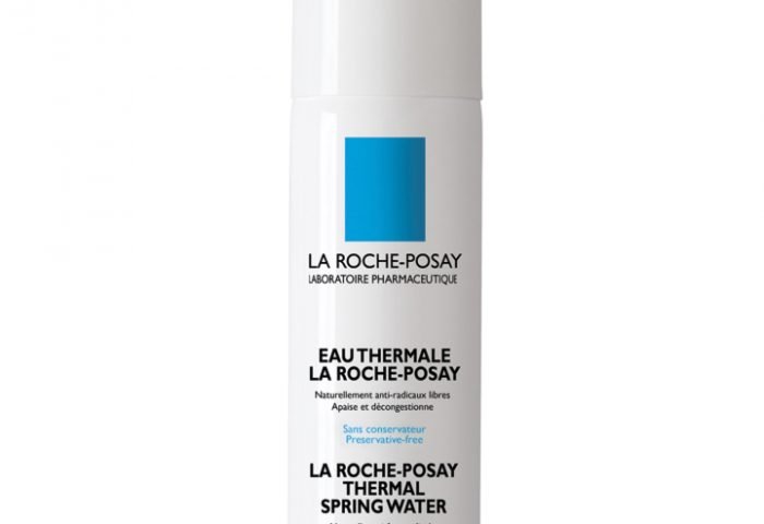 Com ação calmante, anti-inflamatória, anti-irritante e anti-oxidante da pele, a Água Termal da La Roche-Posay, é indicada para refrescar ou aliviar a sensação de queimaduras do sol.