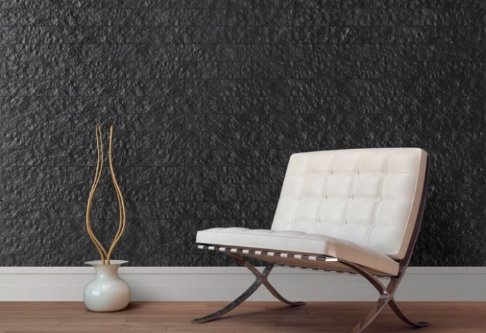 Para incrementar a decoração de interiores rústicos e descolados, a nova coleção Urban Brick da Santa Luzia traz seis cores de tijolinhos ecológicos, os ecobricks: branco, preto, cinza glacial, cinza elefante, cinza grafite e algodão egípcio. O grande diferencial são as peças de bordas retificadas (70 x 255 mm e 9 mm de espessura), que permitem paginações inovadoras e criativas com juntas menores, o que aumenta a sensação de uniformidade.