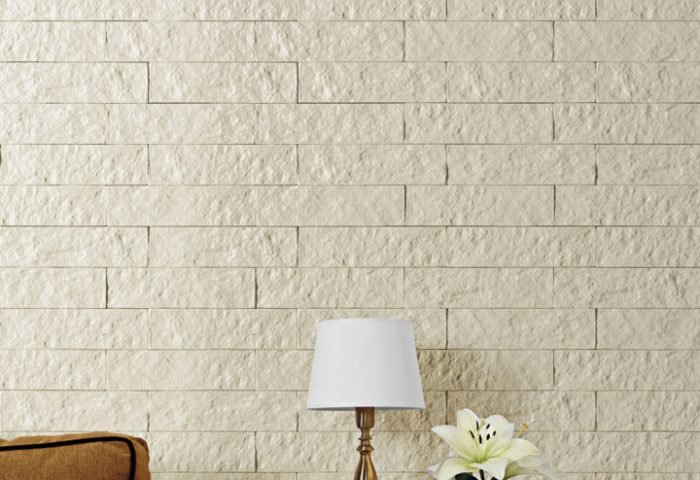 A nova coleção Urban Brick, da Santa Luzia, trouxe peças de bordas retificadas em poliuretano reciclado, que permitem paginações inovadoras com juntas menores.