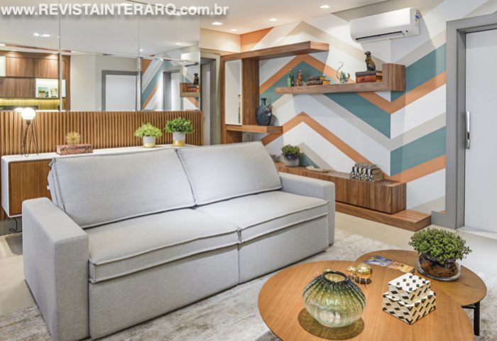 Projeto de apartamento com décor colorido e varanda integrada ao social - Revista InterArq | Arquitetura, Decoração, Design, Paisagismo e Lifestyle