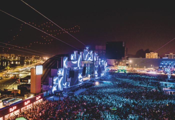 Durante os 7 dias de festival Rock in Rio, os visitantes poderão curtir shows de cantores e bandas consagradas - Revista InterArq | Arquitetura, Decoração, Design, Paisagismo e Lifestyle
