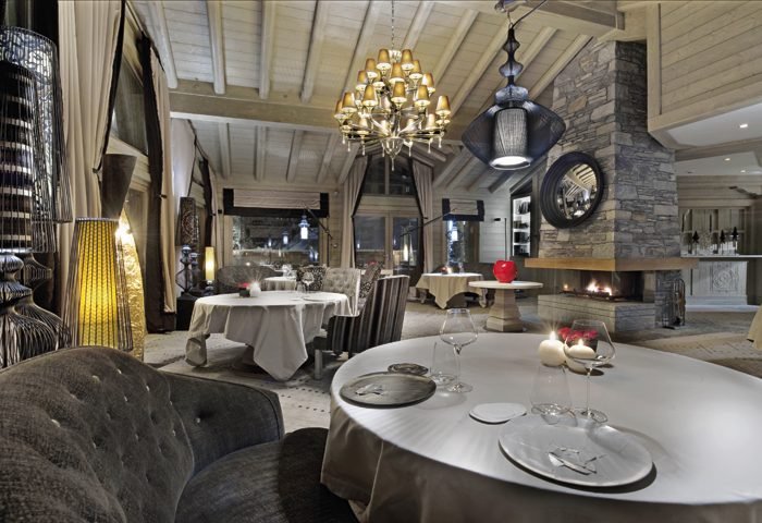 Somente em Courchevel existem 10 restaurantes com estrelas guia Michelin. 
Este é o estrelado Kintessence, no K2 Palace. foto_Marc Berenguer