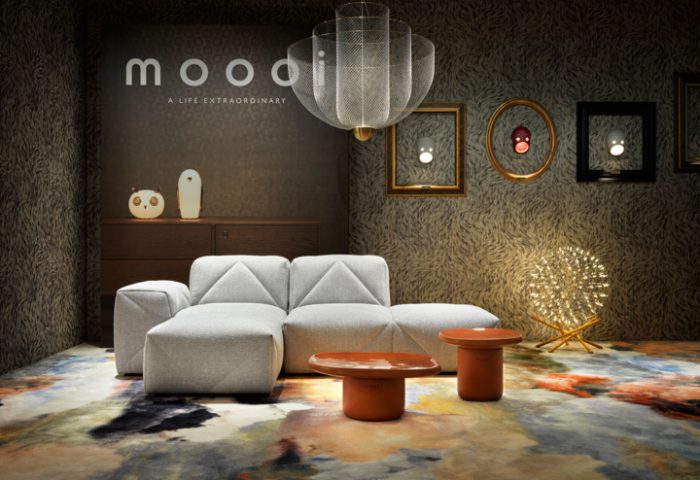 Várias marcas levaram suas criações para fora do salão transformando a cidade em uma vitrine de arte e design. Foto do espaço da Moooi