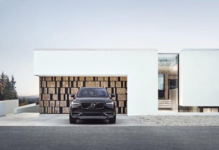 Este SUV de 7 lugares impressiona pela beleza e todo o seu aparato tecnológico. 