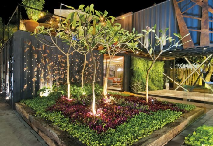 Jardim do Lounge por Flávia Seixas: Av. Silvio Della Roveri, 40, São José do Rio Preto/SP (17) 3224-3220, flaviaseixas@verdeplan.com.br, www.verdeplan.com.br EVerdeplanPaisagismoLtda, Q@paisagismo_verdeplan  Árvores e plantas, Verdeplan Paisagismo (17) 3224-3220 
