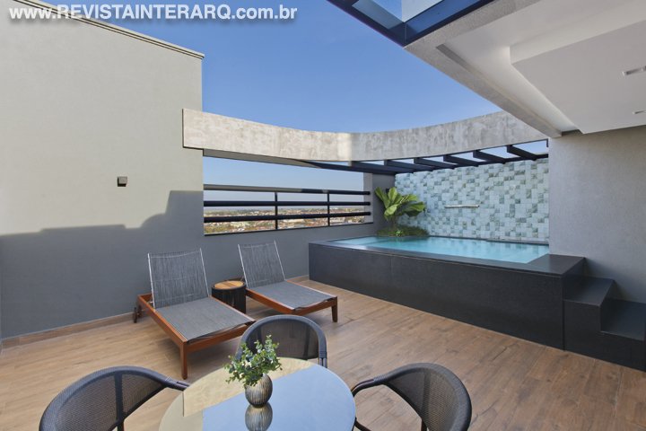 Integrar os ambientes foi a premissa no projeto de reforma deste apartamento - Revista InterArq | Arquitetura, Decoração, Design, Paisagismo e Lifestyle