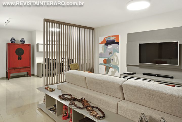 Ambientes bonitos, aconchegantes e funcionais foram as premissas que a arquiteta utilizou para reformar o apartamento - Revista InterArq | Arquitetura, Decoração, Design, Paisagismo e Lifestyle