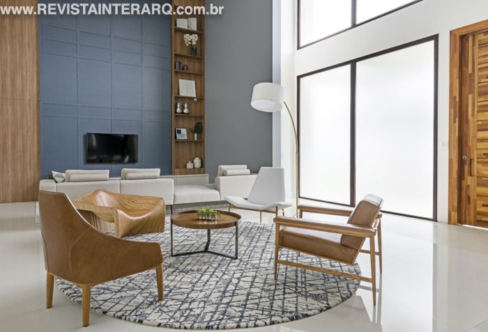 Ambientes inovadores e de personalidade marcam o décor desenvolvido para um casal jovem - Revista InterArq | Arquitetura, Decoração, Design, Paisagismo e Lifestyle