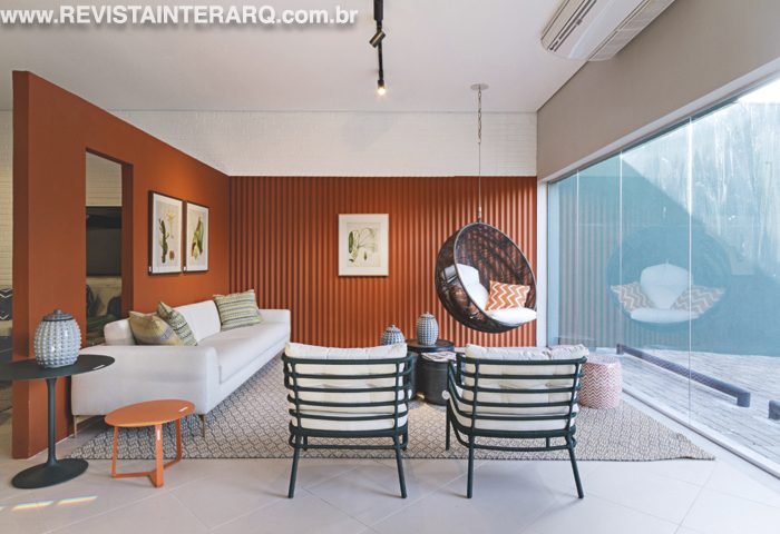 As arquitetas transformaram um galpão em um projeto arrojado para uma loja de mobília de área externa de alto padrão - Revista InterArq | Arquitetura, Decoração, Design, Paisagismo e Lifestyle