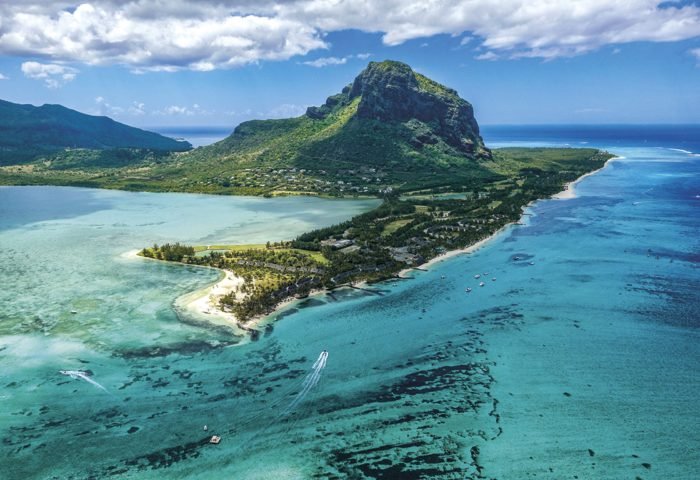 Um dos destinos de praia mais fascinantes do mundo, as Ilhas Maurício são excelentes para quem deseja relaxar - Revista InterArq | Arquitetura, Decoração, Design, Paisagismo e Lifestyle