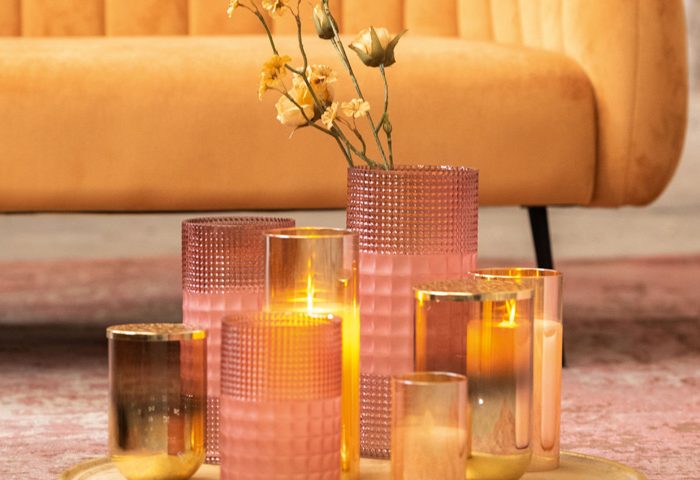 Com o slogan “Design com Personalidade”, a Home Collection traz para a 29ª edição da ABIMAD o melhor do design internacional, com preço e qualidade. São mais de três mil itens em acervo, que proporcionam uma viagem pelos mais variados estilos de decoração.
