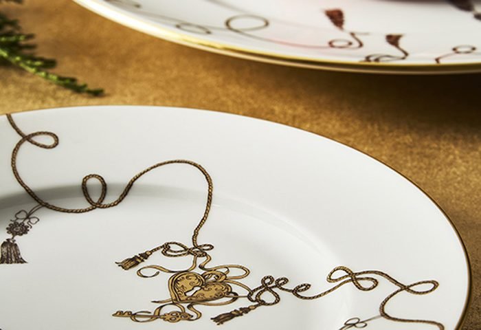 6F Decorações apresenta as novas coleções de cerâmicas Charme (foto) e Magnífico da Richard Ginori, marca italiana histórica conhecida em todo mundo pela sua fabricação artística da alta porcelana.