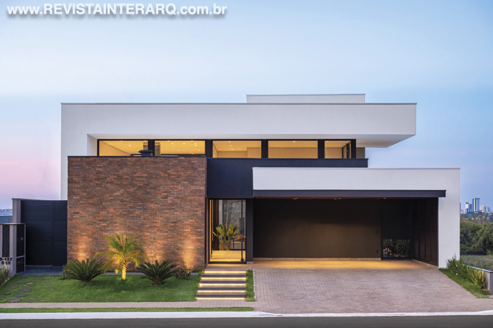 Com linguagem clean esta casa foi inspirada no décor praiano - Revista InterArq | Arquitetura, Decoração, Design, Paisagismo e Lifestyle