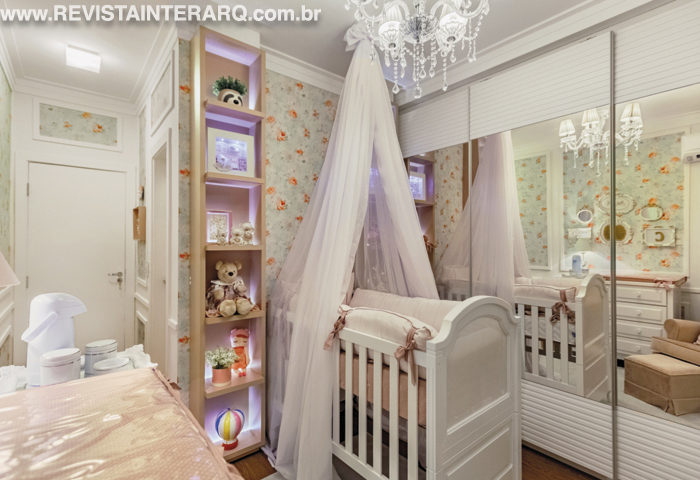 Um estilo clássico sem excessos foi o ponto de partida para a composição de ambientes deste quarto infantil - Revista InterArq | Arquitetura, Decoração, Design, Paisagismo e Lifestyle
