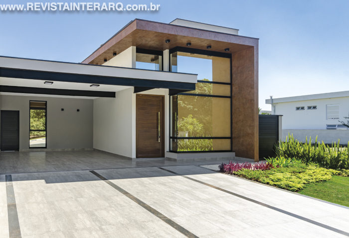 Esta casa térrea e espaçosa é um charme. Confira! - Revista InterArq | Arquitetura, Decoração, Design, Paisagismo e Lifestyle